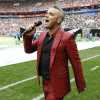 Anche Laura Pausini presente al Mondiale per Club: canterà con Robbie Williams il...