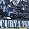 "Non siete né calciatori né uomini". La Curva Ferrovia sferza la squadra in vista...