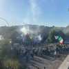 Lazio, esplode la protesta di migliaia di tifosi allo stadio Flaminio: cori contro la società