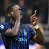 Gol di Bonny? Dalla panchina dell'Inter 'proteste' goliardiche: "È autogol"