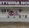 "Io non posso entrare". Altro striscione di contestazione a Cairo fuori dal 'Grande...