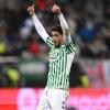 Il Betis torna in Champions dopo 21 anni: 2-1 all'Elche e grande festa a Siviglia...