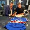 Sampdoria, ecco il centravanti Bacic: la foto della firma con il club blucerchiato