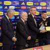 TMW - Napoli, il sindaco Manfredi e De Laurentiis consegnano la medaglia della città a Gravina