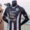 L'Udinese si rifà il look: stile innovativo per le nuove maglie 2025-26, le immagini