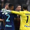 L'apertura de La Gazzetta dello Sport: "Inter avvelenata. Frena con la Dea, arbitro...