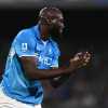 Il Napoli passa al quarto d'ora col Genoa: assist di McTominay, gol di Lukaku