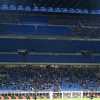 Milan, la contestazione prosegue fuori dal Meazza con due striscioni durissimi: "Restate...