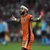 Corinthians in crisi, Depay arriva allo stadio in elicottero: bufera sull'olandese...