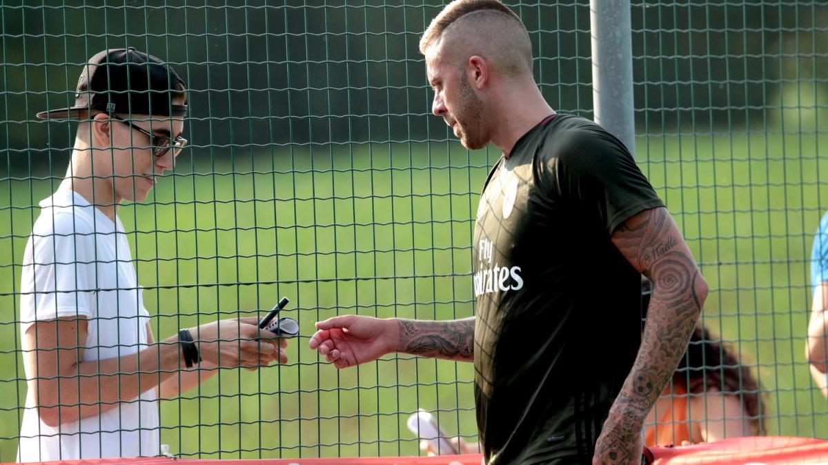 Menez: "Più difficile vincere a Roma. La sfida con la Samp? All'intervallo qualcuno litigò"