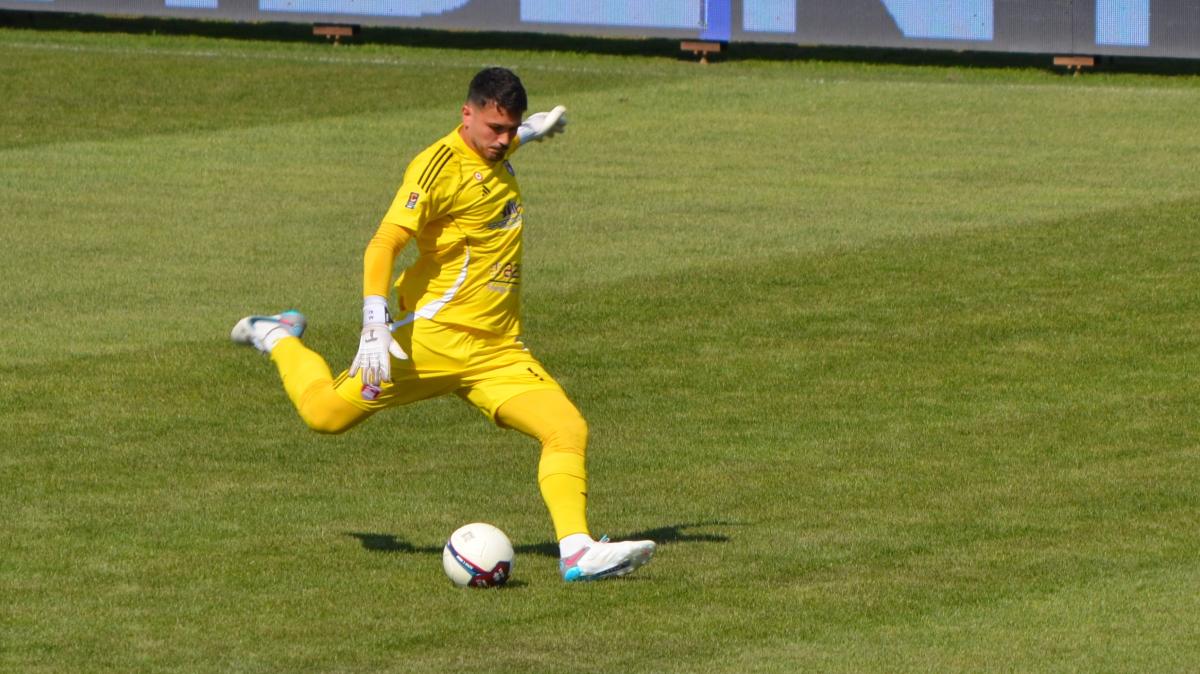Pescara, rinforzo fra i pali: preso il portiere classe 2004 Enis Ujkaj
