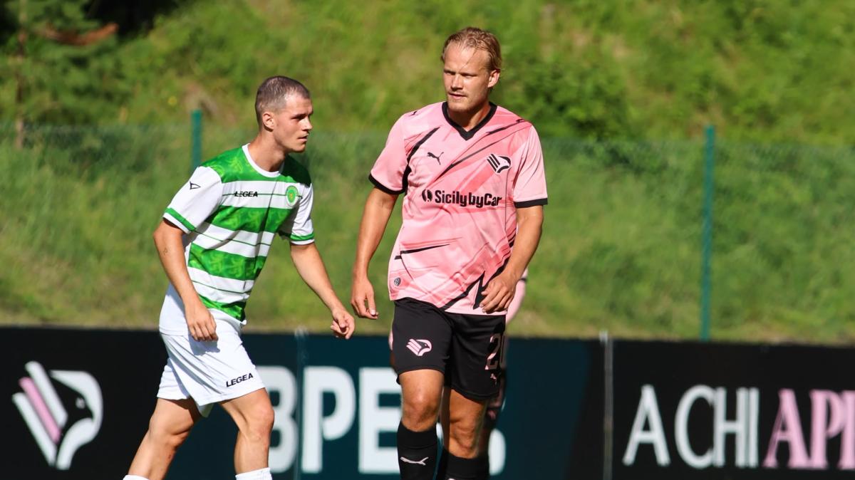 Palermo-Lecce, le formazioni ufficiali: Pohjanpalo guida l'attacco rosanero, tridente per DiFra