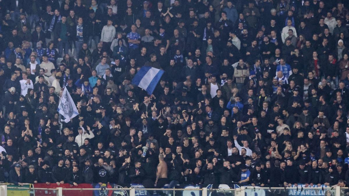 Il Milan rischia di perdere Karetsas: oggi incontro tra Dortmund e Genk. La situazione