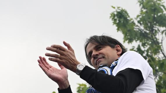 Festa Scudetto Inter, dopo Arnautovic è Inzaghi a indossare la maschera... di Inzaghi
