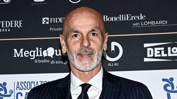‘Gentleman Allenatore Gigi Simoni 2021/2022’ a Stefano Pioli del Milan
