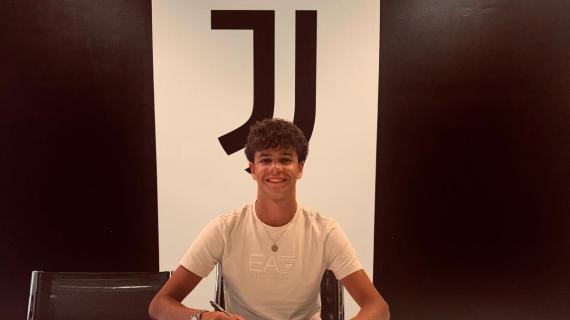 Juventus, primo contratto di apprendistato per Mosca. Firma fino al 30 giugno 2027