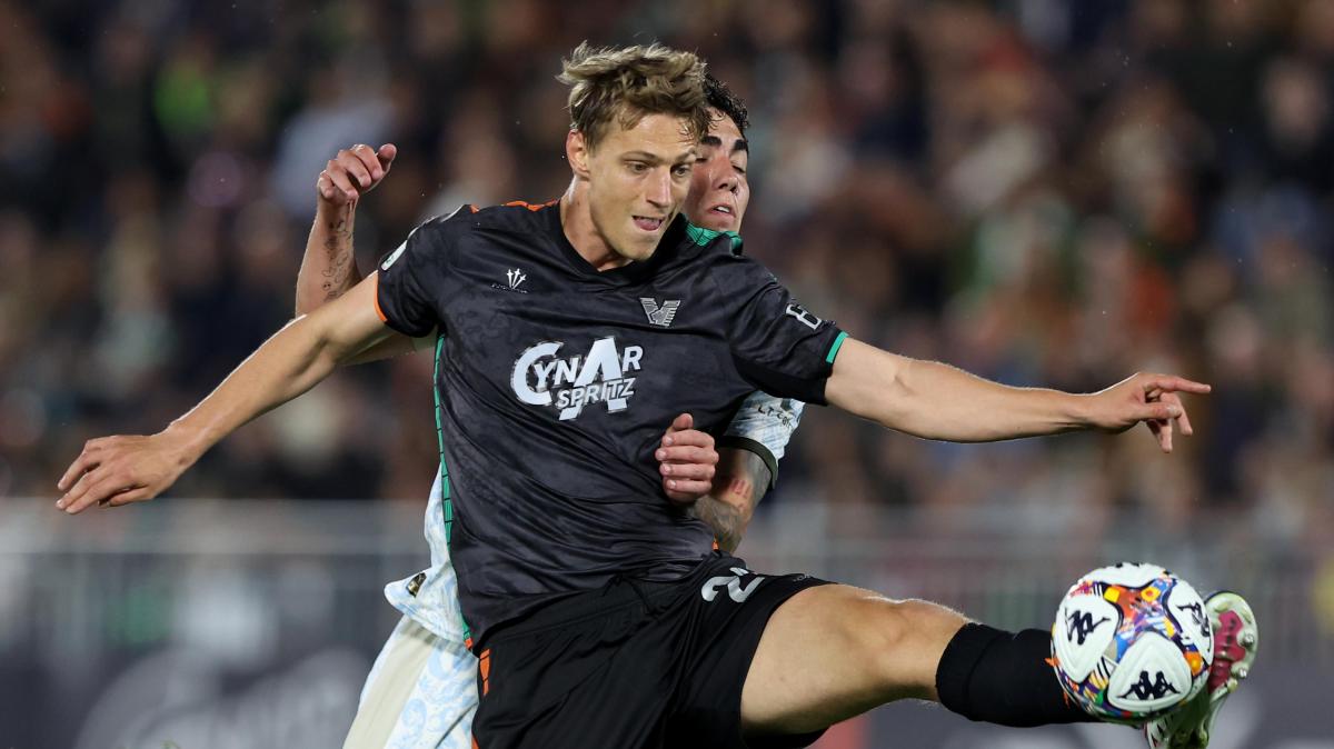 Venezia straripante in amichevole: travolto 3-0 il Galatasaray, doppietta di Lauberbach