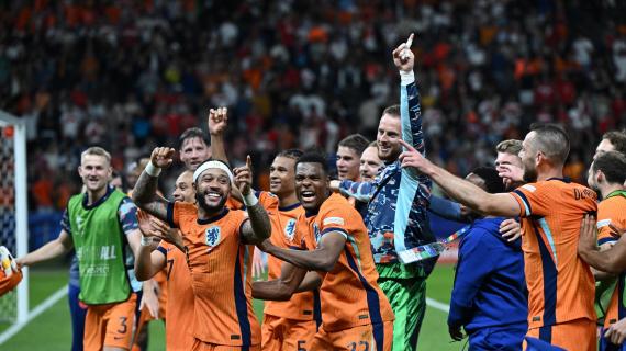 De Vrij e Dumfries guidano la rimonta oranje: Olanda-Turchia 2-1, le immagini più belle