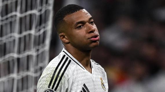 Mbappe e il Real. Bellingham lo ignora, lui non saluta i tifosi e loro in rete: "Il nuovo Hazard"