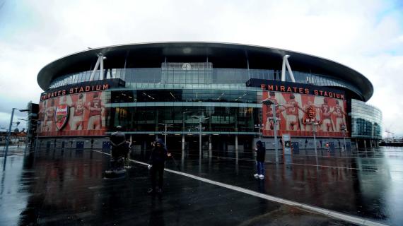 Da Emirates a Stamford Bridge, i club inglesi aprono le porte dei loro stadi al calcio femminile