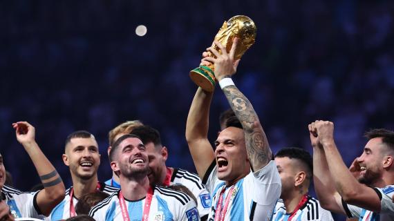 Lautaro Martinez in gol con l'Argentina: "Scaloni non deve spiegarmi perché sceglie Julian"