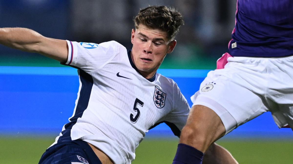 Tolosa, tutti pazzi per Cresswell: anche il Brighton si iscrive alla corsa per il difensore