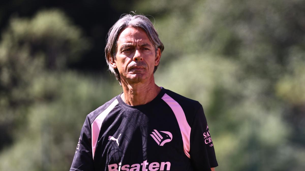 Palermo, Inzaghi: "Ad agosto dovrà andare via qualche over. Siamo in debito con i tifosi"