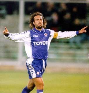 31 agosto 1997, una tripletta pazzesca di Batistuta. Con rovesciata da fuori area