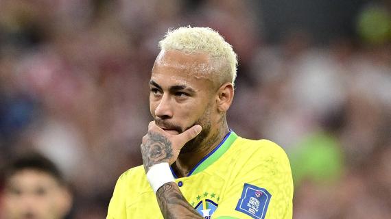 Neymar, altro infortunio: soffre di un edema alla coscia. Salta il ritorno nel Brasile?