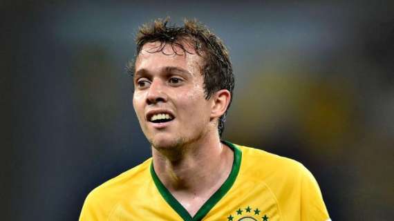 Roma, complicata la pista Bernard: il brasiliano vuole restare all'Everton