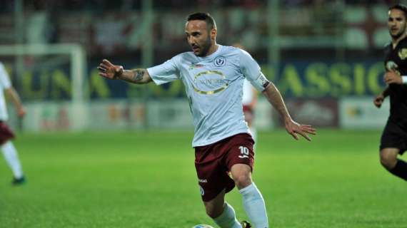 UFFICIALE: Arezzo, l'attaccante Cutolo rinnova fino al 2021