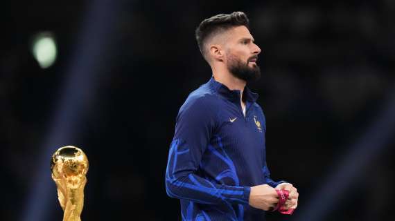 Le pagelle di Giroud: Chi l'ha visto? Esce dopo 40 minuti e non dà la mano a Deschamps