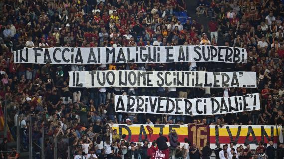 La contestazione, l'amore per De Rossi, i gol: le migliori foto di Roma-Udinese 3-0