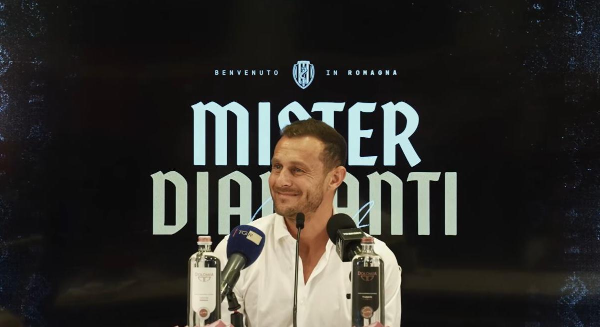 Cesena, al via il ritiro: Diamanti accoglie Caprini e Debenedetti