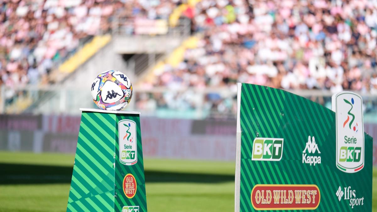 Per Juve Stabia-Bari divieto di vendita dei tagliandi ai residenti nella provincia di Bari
