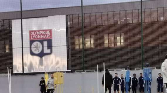 Lione, Bruno Guimaraes: "Triste per lo stop alla Ligue 1. Voglio giocare, mi manca il calcio"