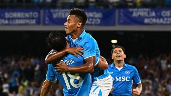 Un altro assist di Lukaku e la prima gioia di Neres in Serie A: Napoli-Como 3-1