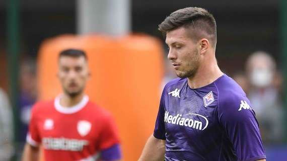 Fiorentina, sfida aperta fra Jovic e Cabral per un posto in attacco: il serbo è favorito