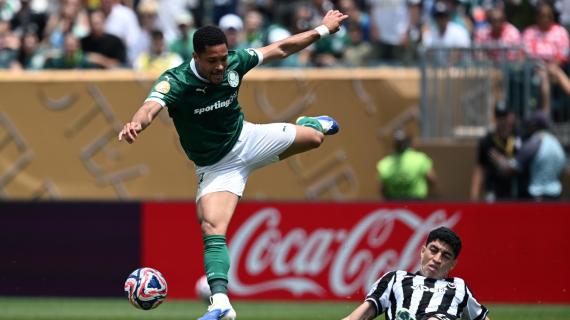 Palmeiras, Vitor Roque è un caso: talento schiacciato dal peso delle aspettative