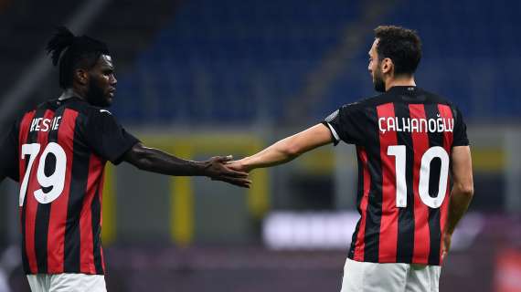 Calhanoglu trascina senza Ibra: gol e assist, Milan-Bodo/Glimt 2-1 al 45'. Prima gioia per Colombo