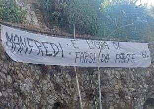 Sampdoria, striscione dei Fedelissimi a Bogliasco: "Manfredi, è l'ora di farsi da parte"