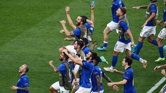 Italia extralarge. Corriere della Sera: "Mancini ha schierato 25 giocatori su 26"