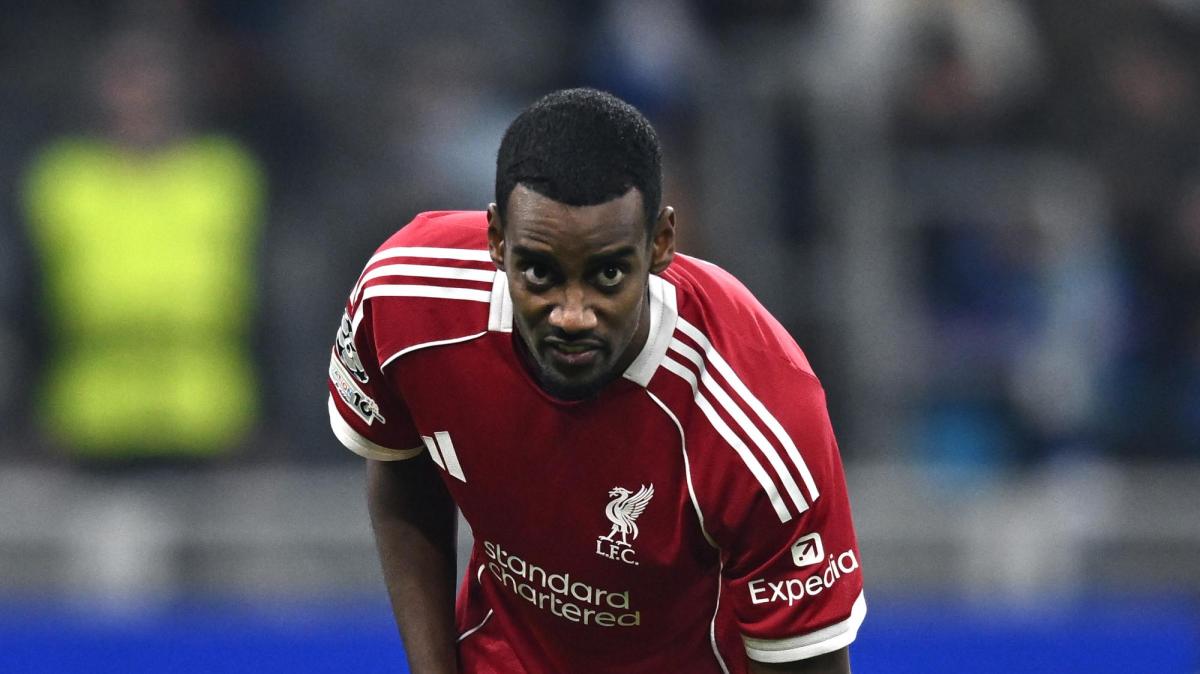 Liverpool, che iella per Isak: va ko mentre segna al Tottenham. Slot: "Non è una buona cosa"