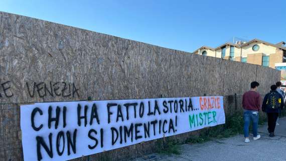 TMW - Venezia, contestazione dopo l'esonero di Zanetti: "Chi ha fatto la storia non si dimentica"