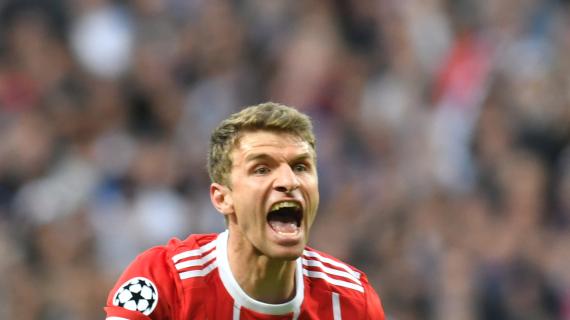 Bayern, Muller se la ride in conferenza stampa: "Rinnovo Boateng? Se parlo io..."