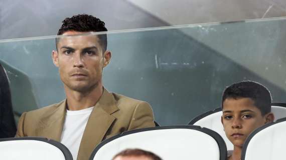 Ronaldo "ds" della Juventus. A lavoro per James Rodriguez e Joao Felix
