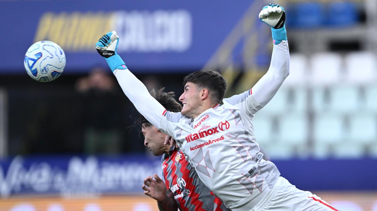 Cremonese, Agazzi: "Emozione indescrivibile per l'esordio. Imparo da Fulignati e Festa"