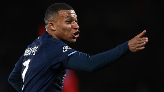 Mbappé in trattativa col Real Madrid? Il club smentisce con un comunicato: "Notizia falsa"