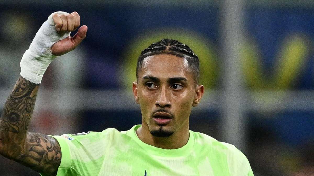 Il Pallone d'Oro continua a far discutere. Neymar indignato: "Raphinha 5° è assurdo"