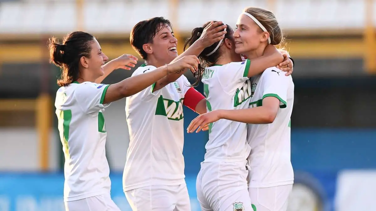 Il punto sulla A femminile: Sassuolo secondo solo alla Juve. Il derby è rossonero, crisi viola